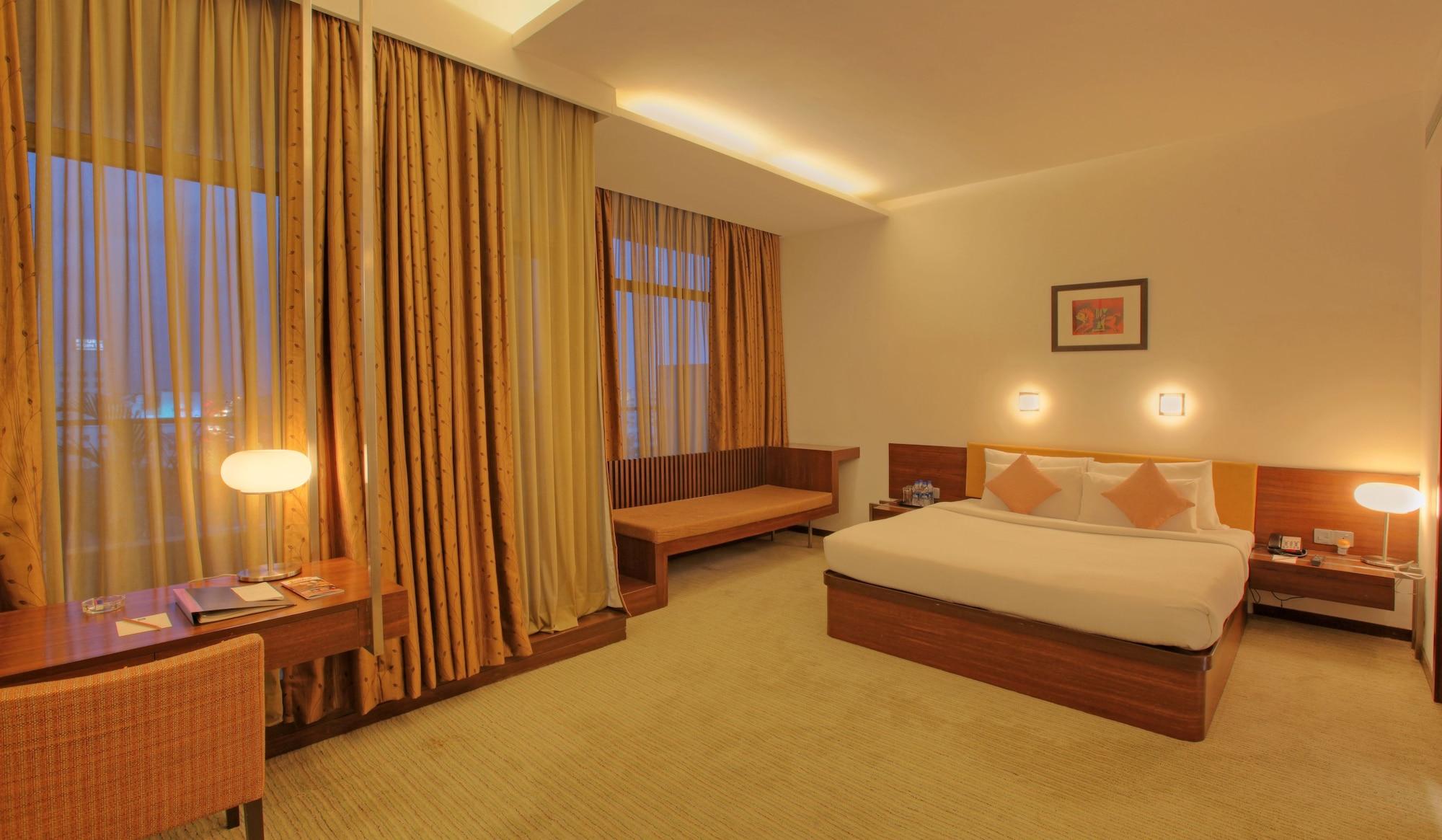 Hotel Parc Estique Pune Dış mekan fotoğraf
