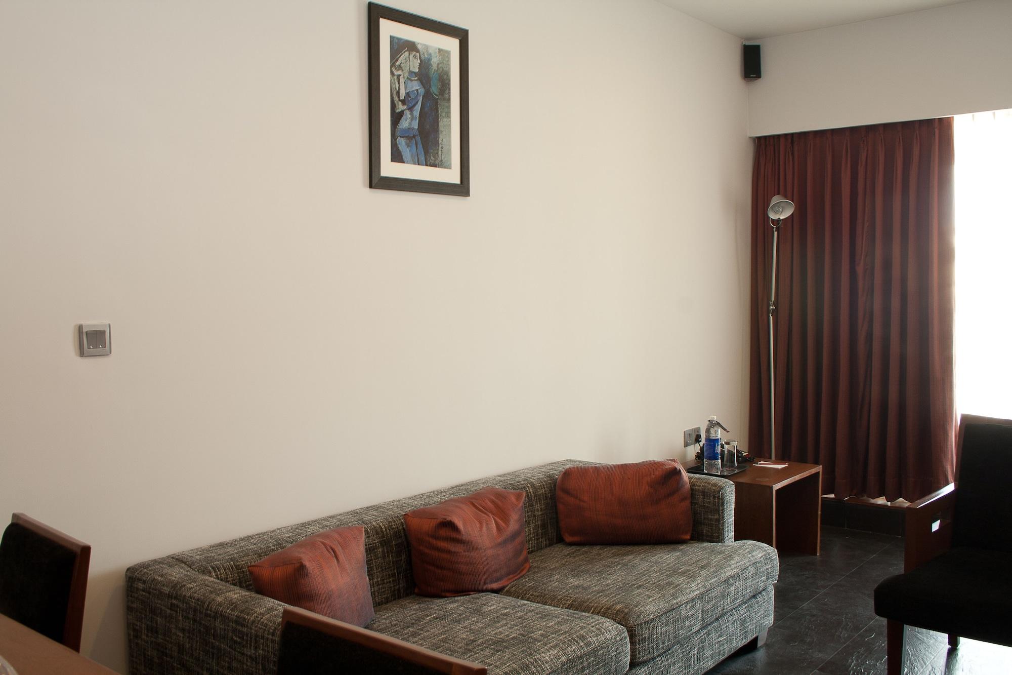 Hotel Parc Estique Pune Dış mekan fotoğraf