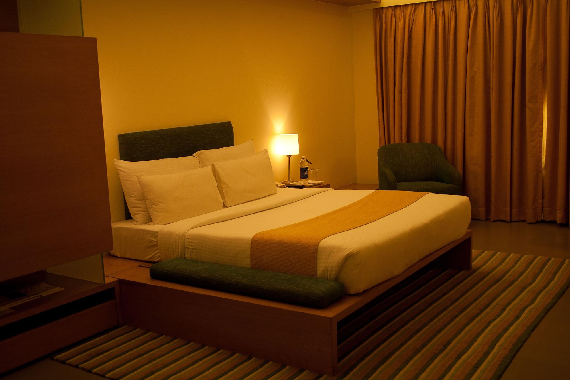 Hotel Parc Estique Pune Dış mekan fotoğraf