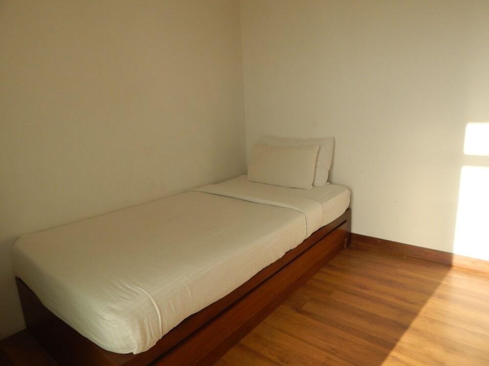 Hotel Parc Estique Pune Dış mekan fotoğraf
