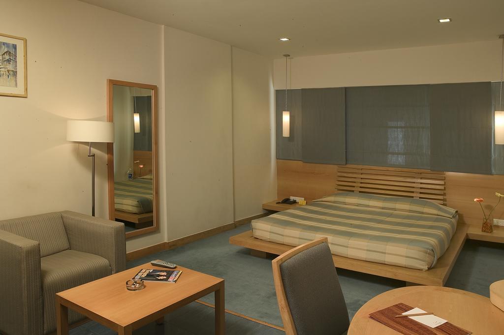 Hotel Parc Estique Pune Dış mekan fotoğraf