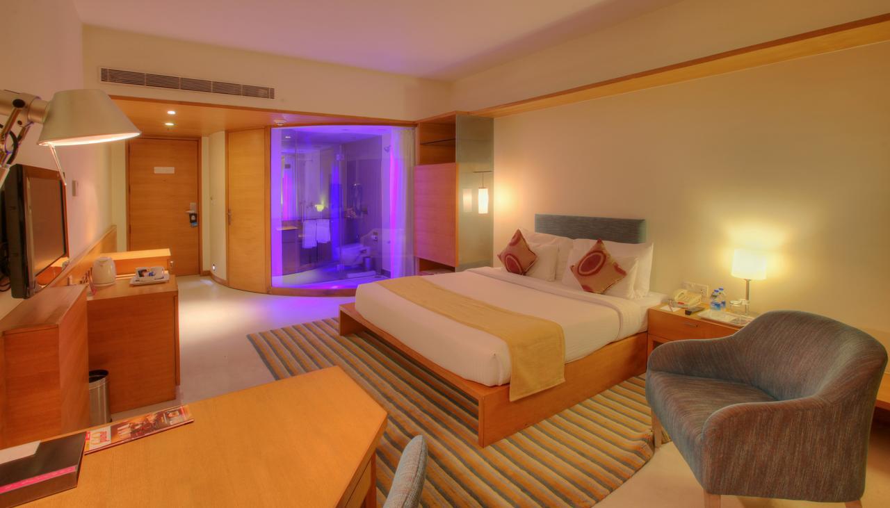 Hotel Parc Estique Pune Dış mekan fotoğraf