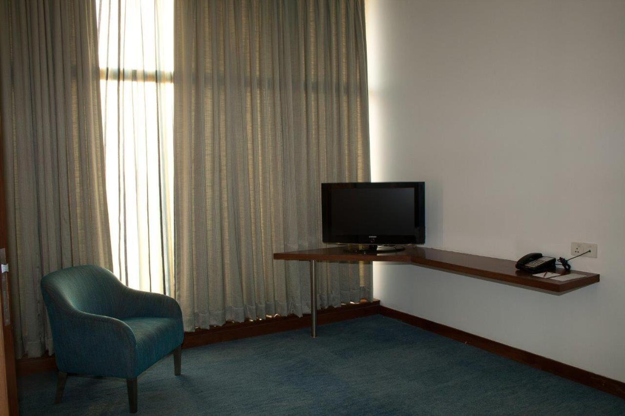 Hotel Parc Estique Pune Dış mekan fotoğraf